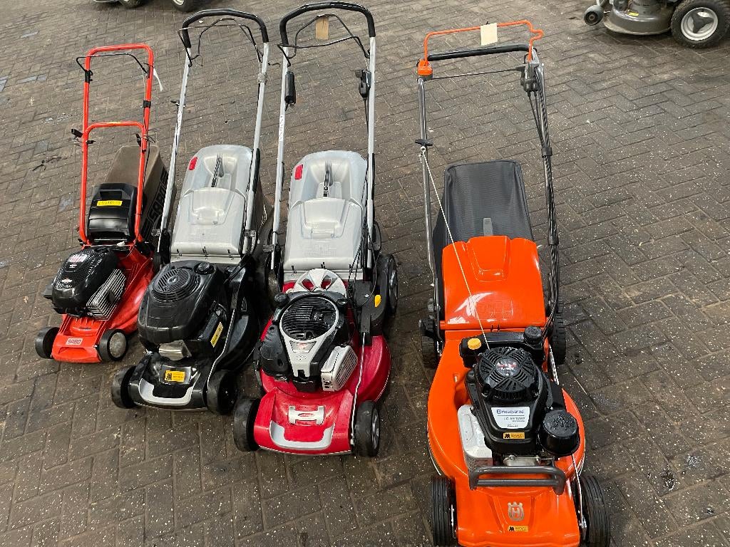 diverse loopmaaiers benzine, Ophalen, Gebruikt, 50 cm of meer, Benzine-grasmaaier