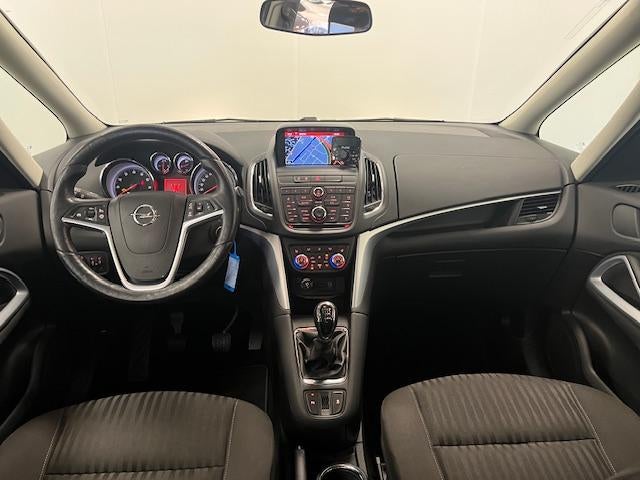 Opel Zafira Tourer 1.4 Edition 7-PERSOONS / NAVI / TREKH / S, 12 maanden, 15 km/l, Gebruikt, Euro 6