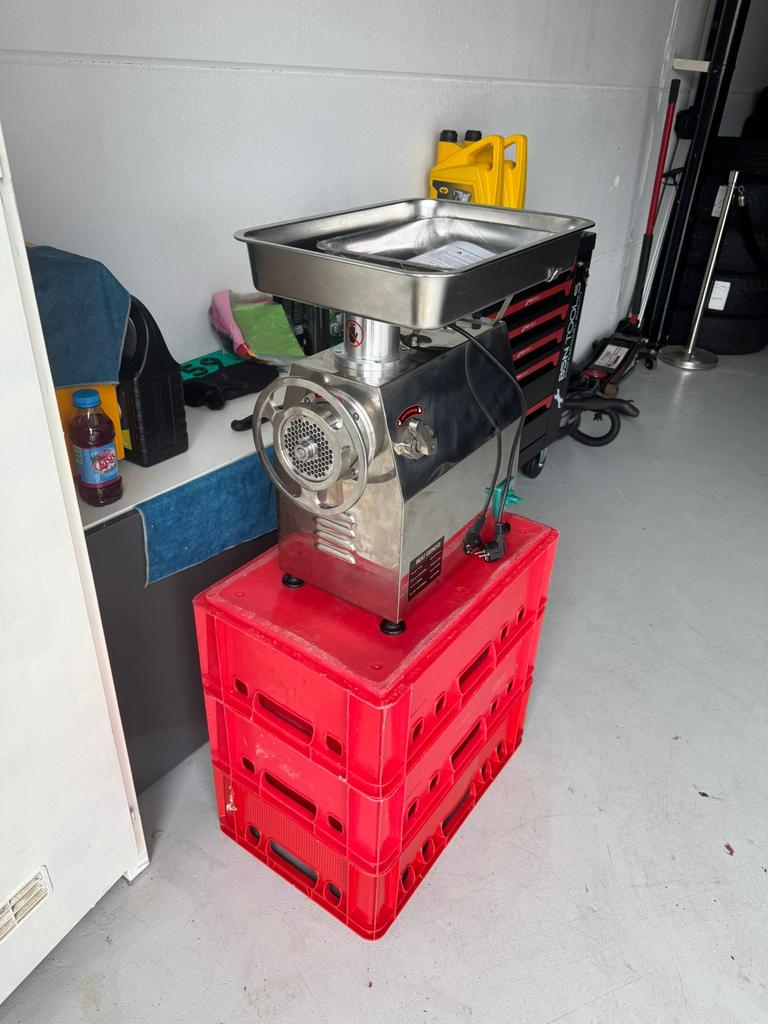 Gehaktmolen op 220V Nieuw!, Ophalen of Verzenden, Nieuw