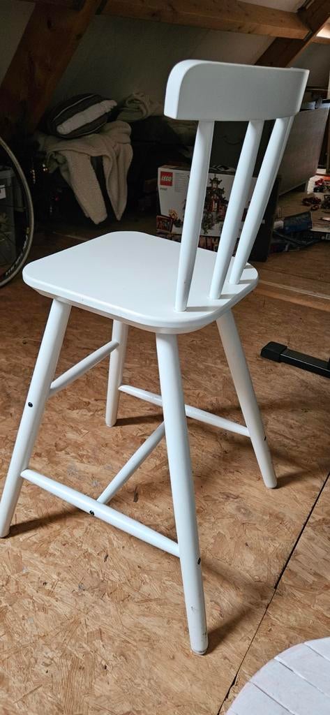 Ikea Agam kinderstoel - Wit, Kinderen en Baby's, Kinderstoelen, Ophalen, Gebruikt, Meegroeistoel, Aanschuifbaar