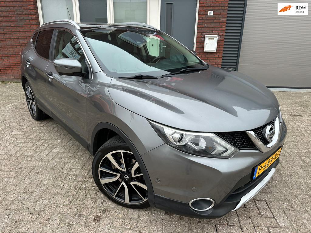 Nissan Qashqai 1.2 Tekna / Pano / Leder / Camera / DAB / Nav, Auto's, Stof, Gebruikt, 4 cilinders, Met garantie (alle)