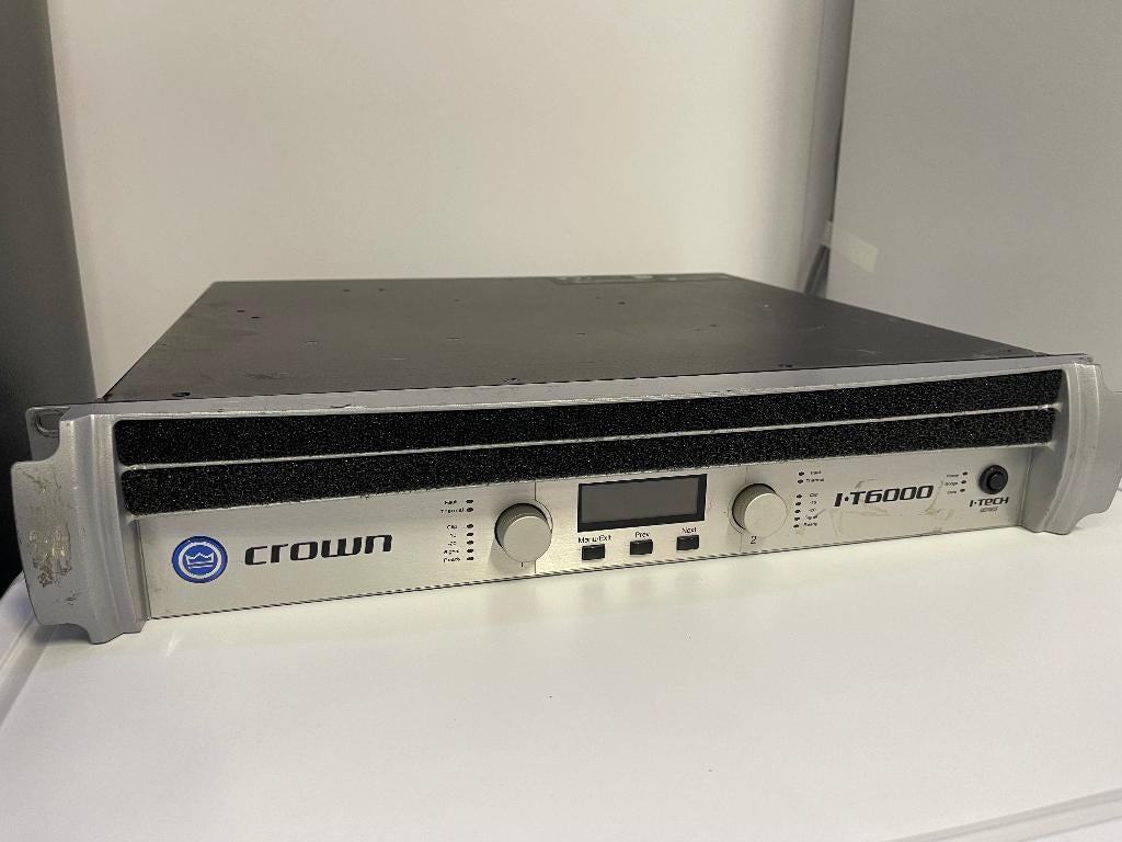 Crown I-Tech 6000 versterker 2x 3000 watt bij 4 ohm, Gebruikt, 120 watt of meer, Front, Rear of Stereo speakers, Ophalen