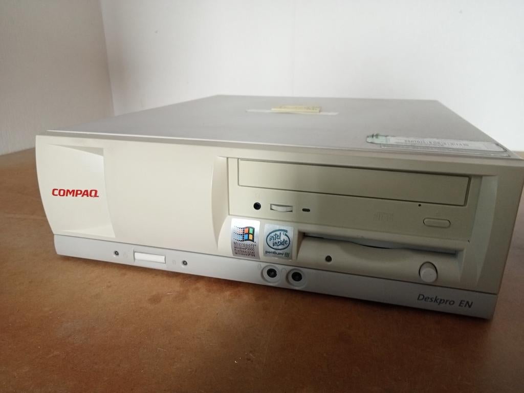 Compaq Deskpro EN Voor onderdelen of reparatie., Ophalen of Verzenden, Compaq