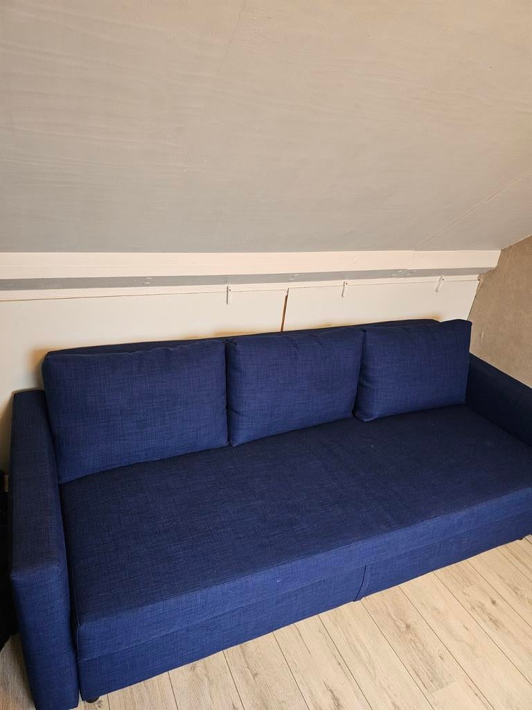 Slaapbank Friheten Ikea, Huis en Inrichting, Slaapkamer | Slaapbanken, Ophalen, Blauw, Tweepersoons, 140 cm