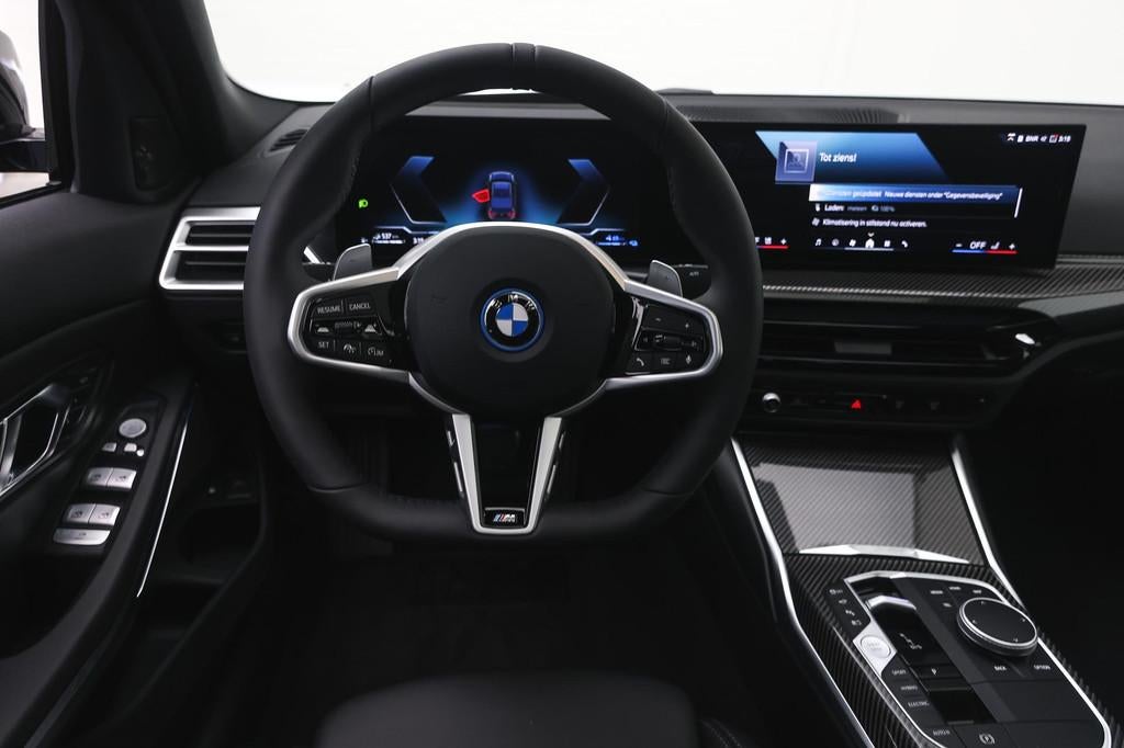 BMW 3 Serie 330e High Executive M Sport Automaat / Schuif-ka, Automaat, 1998 cc, Achterwielaandrijving, 4 cilinders