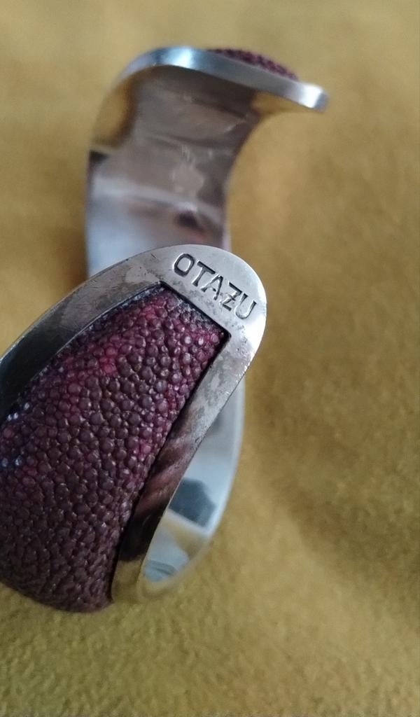 Otazu! roggenleren klemarmband, Ophalen of Verzenden, Zo goed als nieuw, Dame of Heer, Zilver