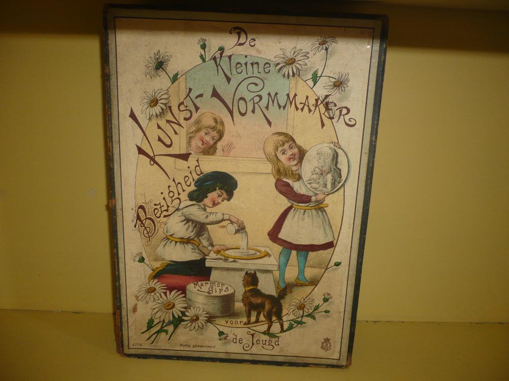 Mie18<> de kleine kunstvormmaker met koperen vormpjes, Verzenden