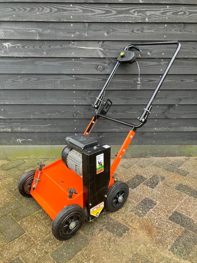 Verticuteermachine 400mm 230V Eliet E 401 Electric 2016, Eliet Europe nv, Ophalen, Eliet, Diesveldstraat 2 - 8553 Otegem België