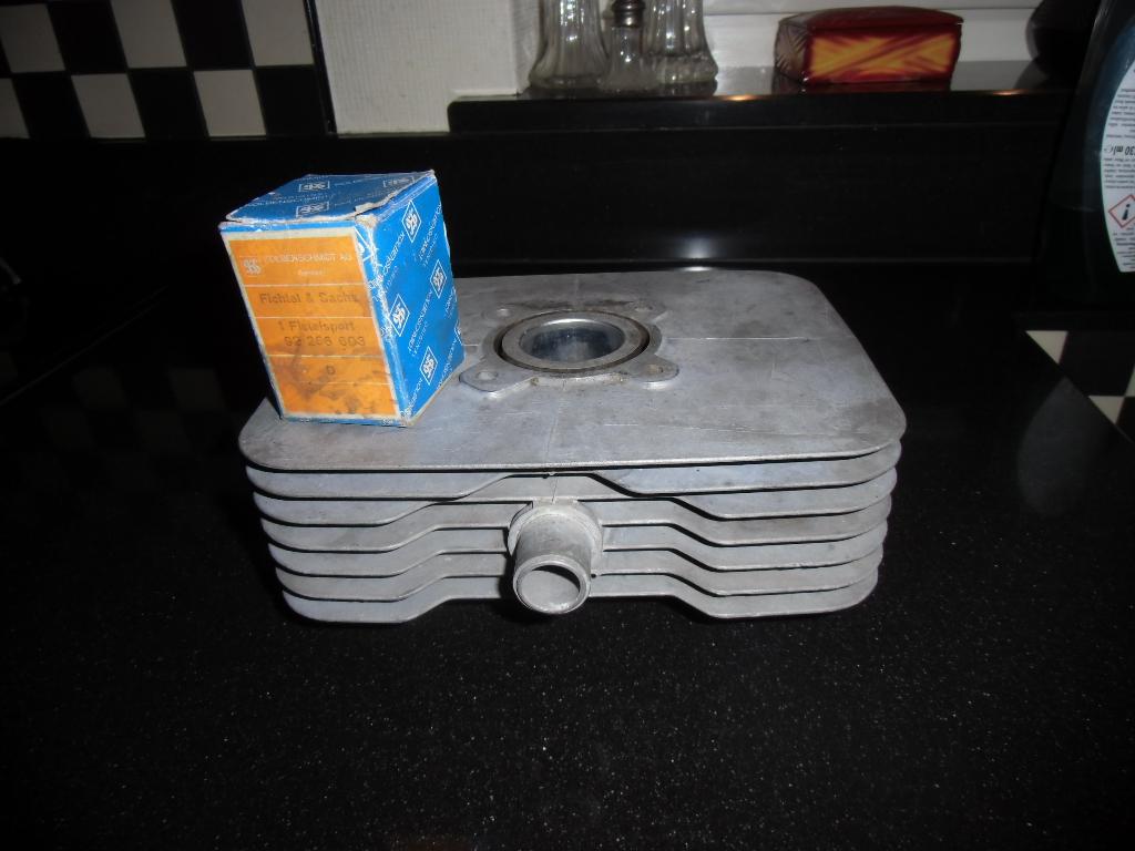 Sachs Hercules Breidwand cilinder 40km p.u., Ophalen of Verzenden, Zo goed als nieuw, Cilinder, Overige merken