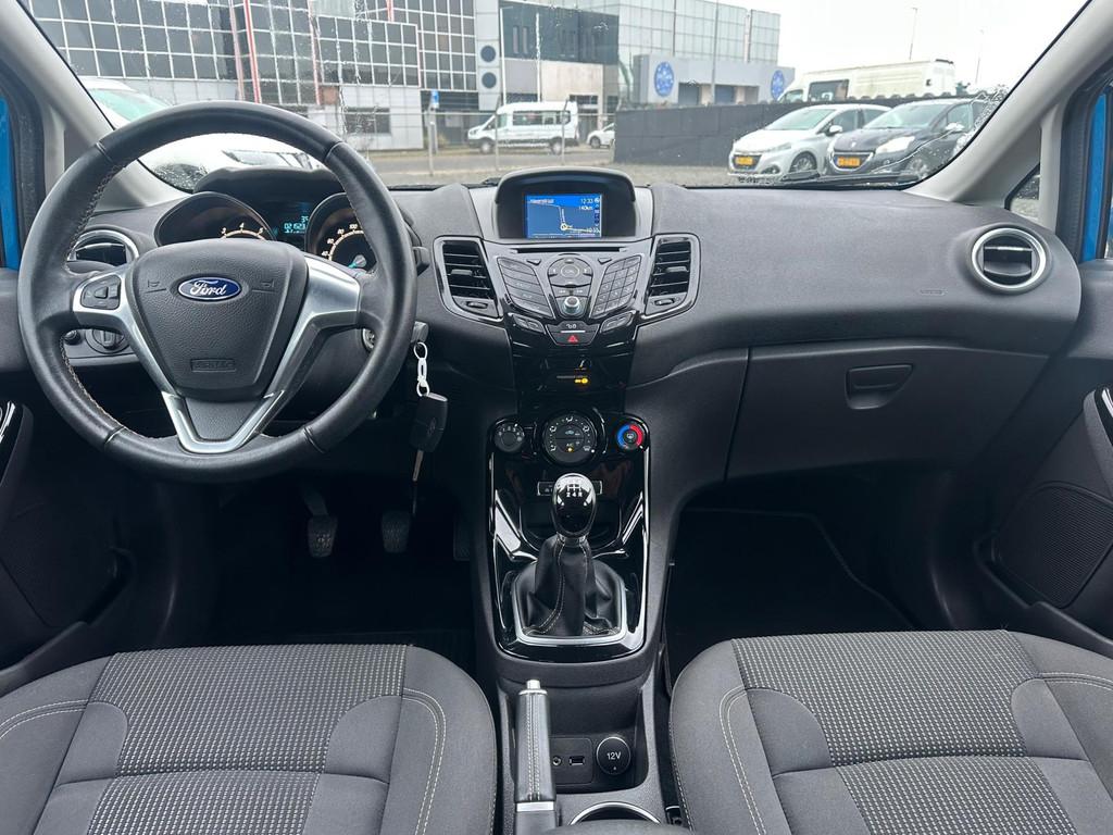 Ford Fiesta 1.0 EcoBoost Titanium/AIRCO/NAVI/NW APK, Auto's, Voorwielaandrijving, Blauw, 23 km/l, Origineel Nederlands