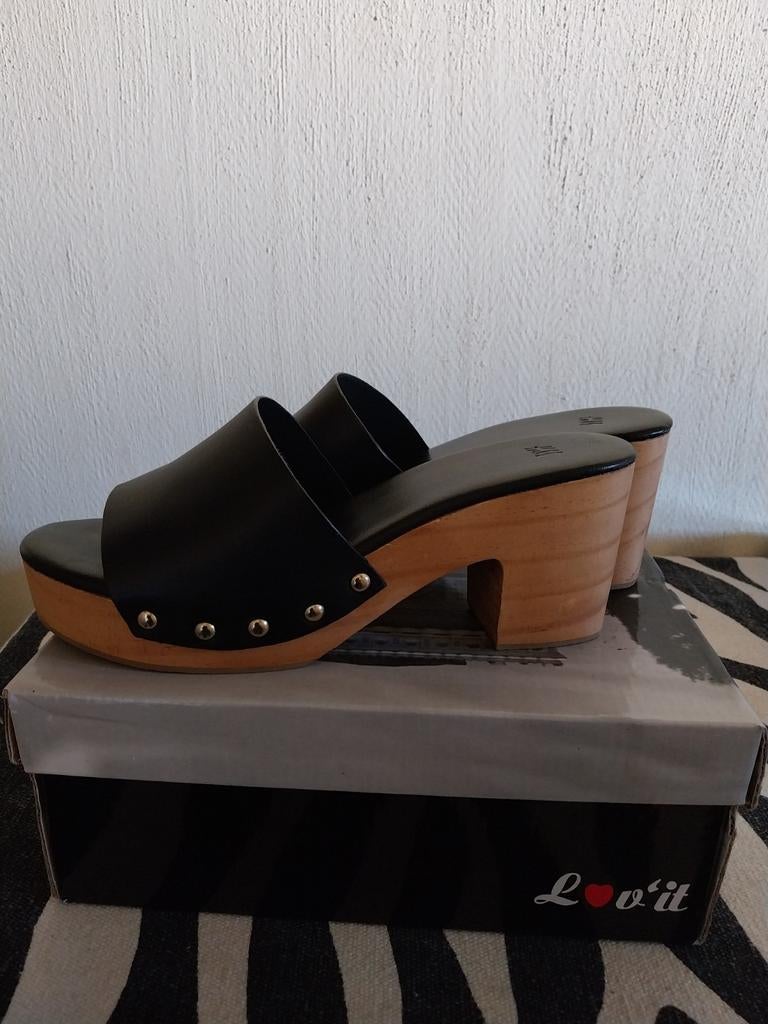 Nieuwe houten Clogs mt.39, Kleding | Dames, Schoenen, Verzenden, Nieuw, Bruin, Sandalen of Muiltjes
