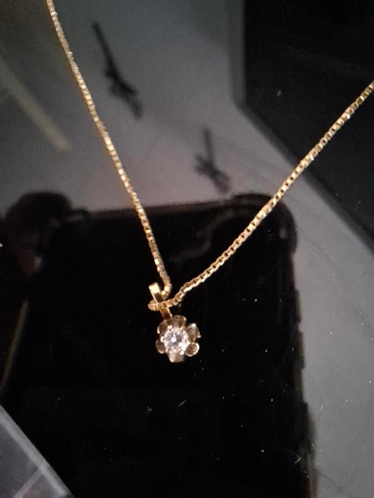 Gouden 14k dames ketting met diamantje als hanger, Sieraden, Tassen en Uiterlijk, Ophalen, Zo goed als nieuw, Met edelsteen, Goud