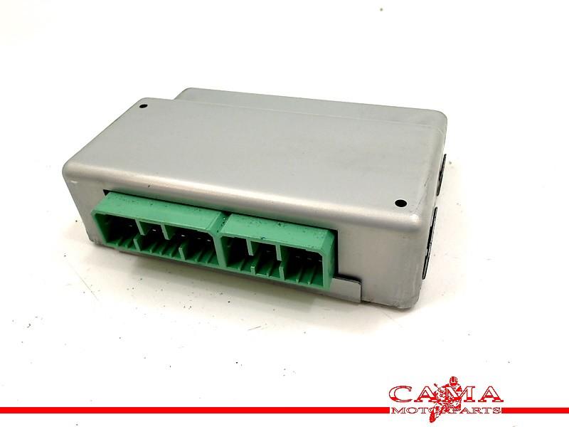 COMPUTER ABS Yamaha XP 500 T-MAX 2004-2007 (XP500 SJ02), Dhr. S. di Majo, Gebruikt, Info@cama-motorparts.nl, P.J. Troelstraweg 8 8
3144 CX  MAASSLUIS, NL