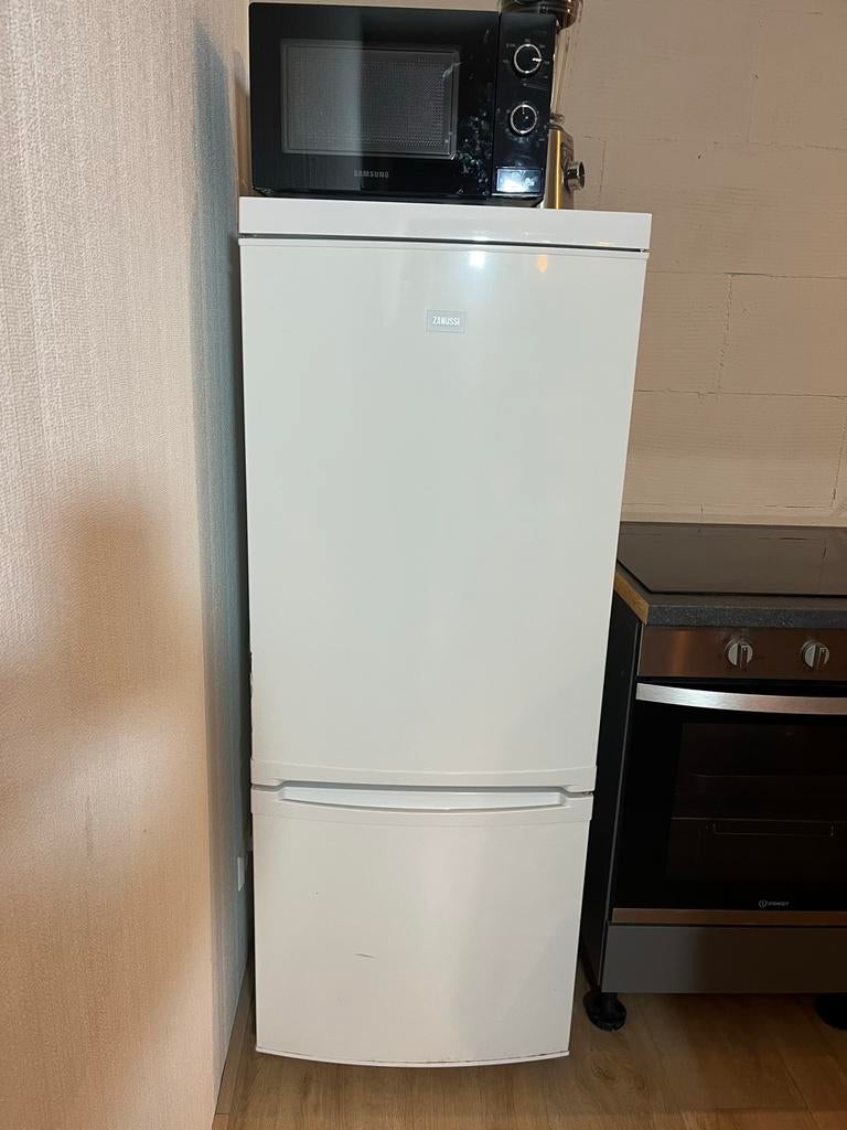 Zanussi Koelkast met vriesvak 2 laden, Ophalen, 150 tot 200 liter, Gebruikt, Met aparte vriezer