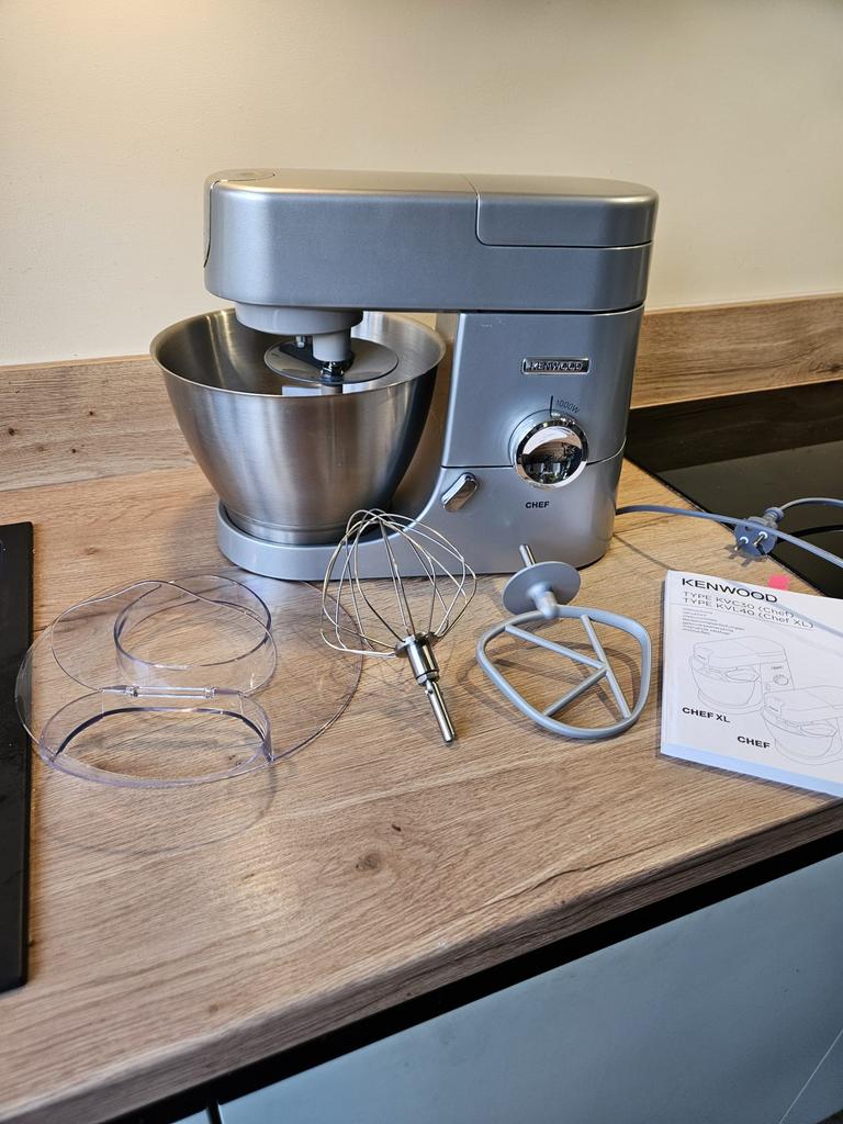 Kenwood Chef KVC30 keukenmachine 1000W – zo goed als nieuw, 4 liter of meer, Ophalen, Zo goed als nieuw, 3 snelheden of meer