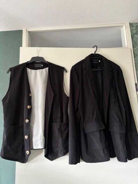 Blazer heren en gilet maat XL, Kleding | Heren, Kostuums en Colberts, Ophalen, Zo goed als nieuw, Maat 56/58 (XL), Grijs