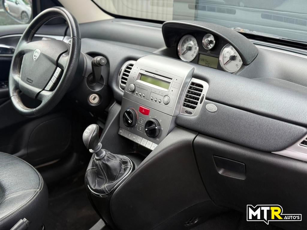 Lancia Ypsilon 1.4-16V Sport NAP|NWE APK, Voorwielaandrijving, 15 km/l, Zwart, 400 kg