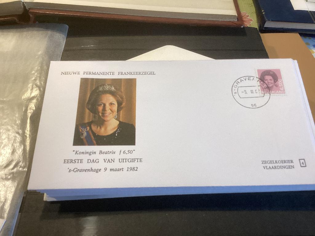 No1040 Beatrix no4 Zegelkoerier Heb van Nederland jaargangen, Postzegels en Munten, Postzegels | Eerstedagenveloppen, Ophalen