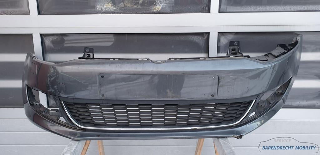 Voorbumper Polo 6R Volkswagen 6R0807221 koplampsproeiers ori, Gebruikt, Volkswagen AG, Bumper, Berliner Ring 2
38440  Wolfsburg, DE