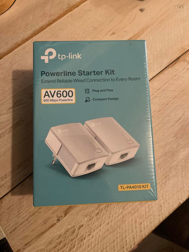 TP-Link Powerline Starter Kit (TL-PA4010 KIT) Nieuw, Ophalen of Verzenden, Nieuw, TP-Link, Devolo