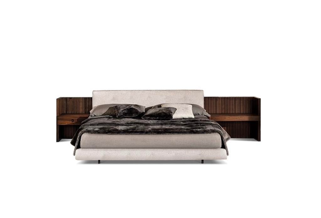 Minotti Brasilia Bed & Palisander headboard 2025 LP€35.000,-, Info@micheldethouars.nl, Minotti, 9723 CA, Nieuw