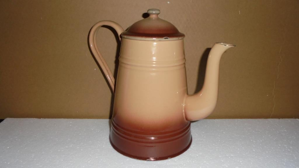beige/bruin emaille koffiekan H23cm, Antiek en Kunst, Antiek | Emaille, Ophalen of Verzenden