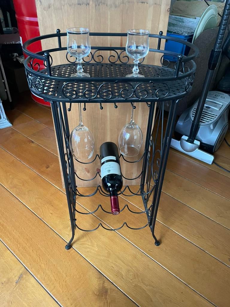 Wijnrek met tafeltje, zeart, metaal, zo goed als nieuw, Ophalen, 5 tot 15 flessen, Zo goed als nieuw, Metaal