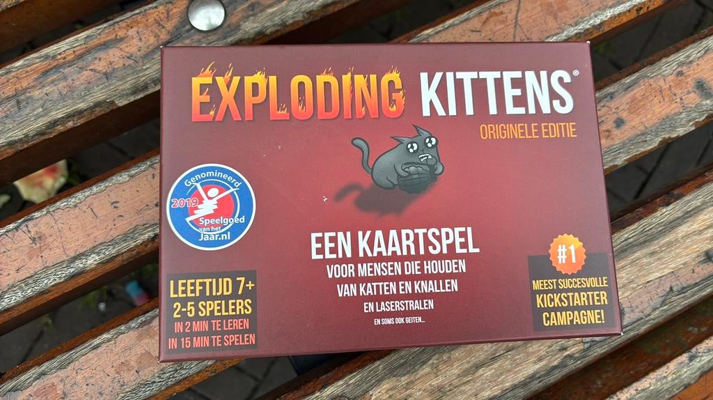 Exploding kittens, Ophalen of Verzenden, Zo goed als nieuw