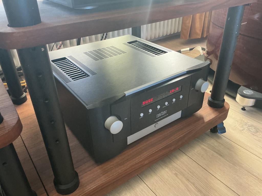 Mark Levinson No.585 geïntegreerde versterker, topstaat, Overige merken, Ophalen of Verzenden, Zo goed als nieuw, 120 watt of meer