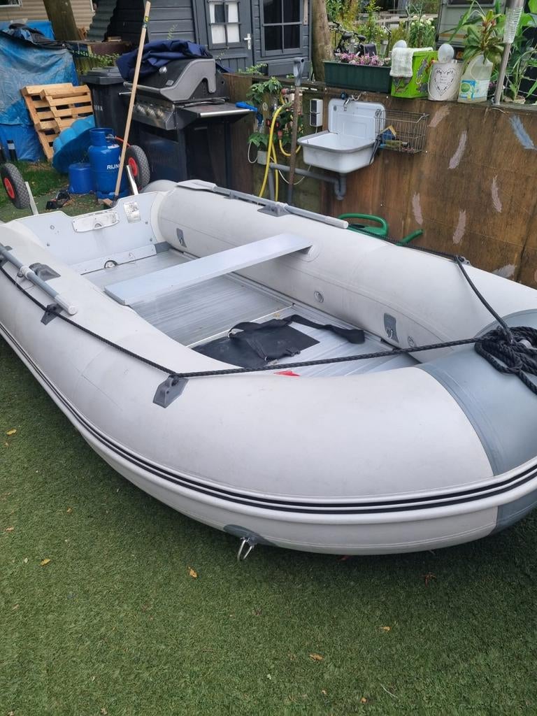 Rubberboot 3.80m met 5pk Tohatsu motor en strandtrailer, Overige merken, Aluminium, Gebruikt, Ophalen of Verzenden