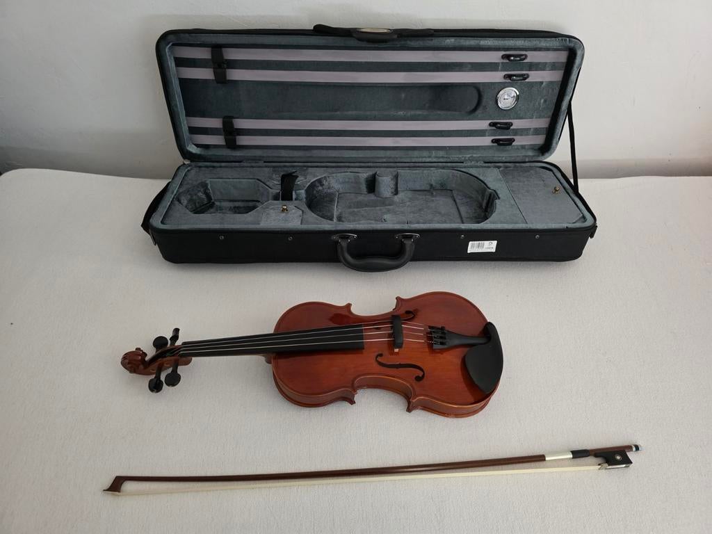 Stentor 1560A Viool Compleet met Kaplan Amo Snaren, Muziek en Instrumenten, Strijkinstrumenten | Violen en Altviolen, Zo goed als nieuw