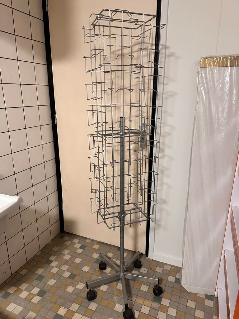 Draaiend kaartenrek - 37 vakken voor diverse formaten, Ophalen, Gebruikt, Overige thema's, Overige typen