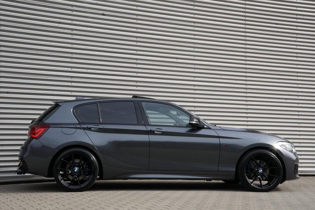 BMW 1-serie 125D M-SPORT SHADOW |ACC|KEYLESS |SCHUIFDAK |TRE, Auto's, Achterwielaandrijving, Euro 6, 4 cilinders, Leder