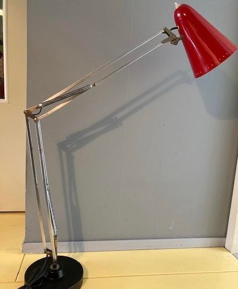 Hala Terry 2 bureau lamp Rode Kap - Vintage Design, Huis en Inrichting, Lampen | Vloerlampen, Ophalen, Gebruikt, Mid - century