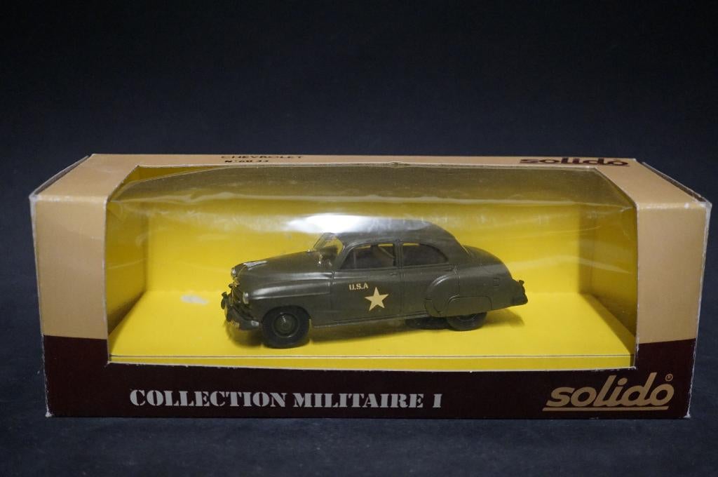 Solido Chevrolet militaire sedan - 1/43 - TOP, Ophalen of Verzenden, Zo goed als nieuw, Auto, Solido