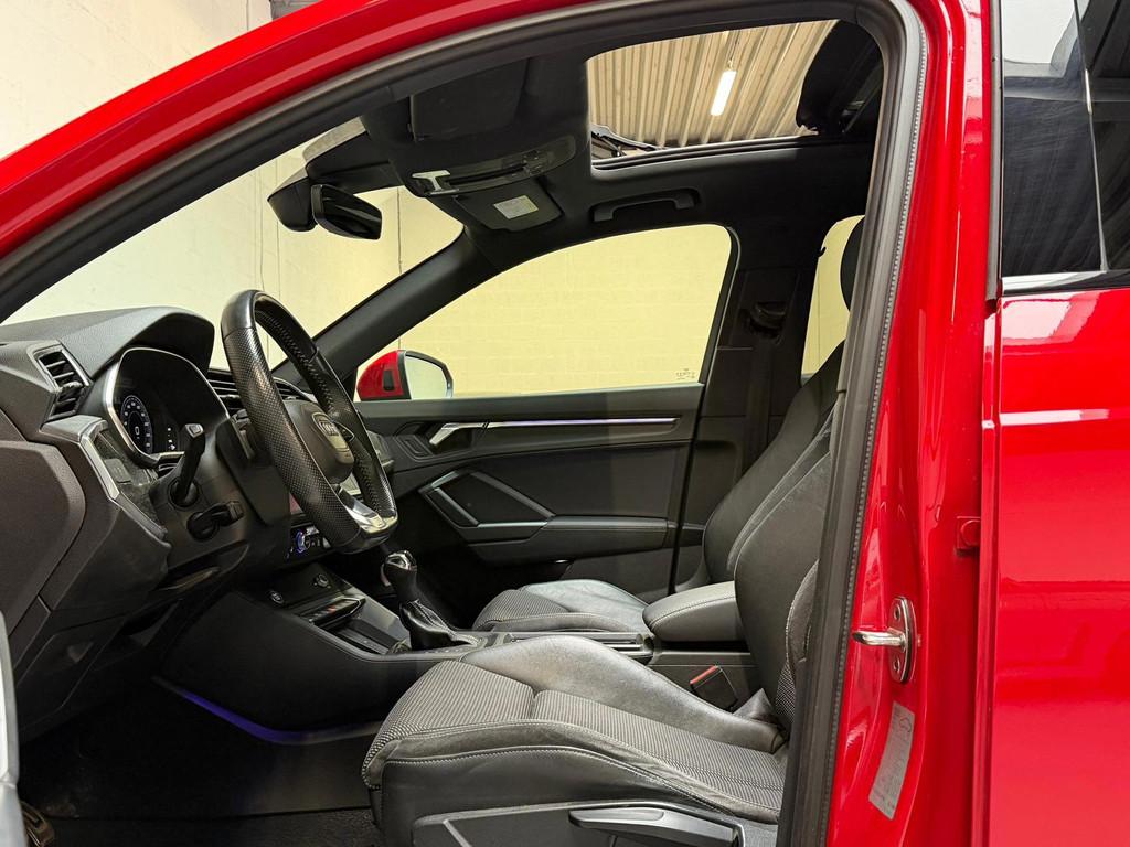 Audi Q3 35 TFSI Pro Line S line - PANO - CAMERA - B&O, Zwart, 4 cilinders, 150 pk, Leder en Stof