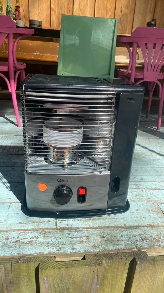 Petroleum kachel QLima R8128S c-2, Huis en Inrichting, Ophalen, Zo goed als nieuw, Overige brandstoffen, Petroleumkachel
