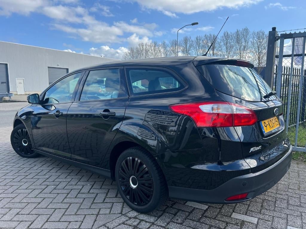Ford Focus 1.0 Ecoboost 2013 Airco Cruise PDC, Stof, Zwart, 100 pk, Zwart