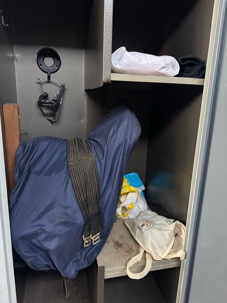 Lockerkast met complete ruiteruitrusting (Schöntal zadel), Ophalen of Verzenden, Gebruikt