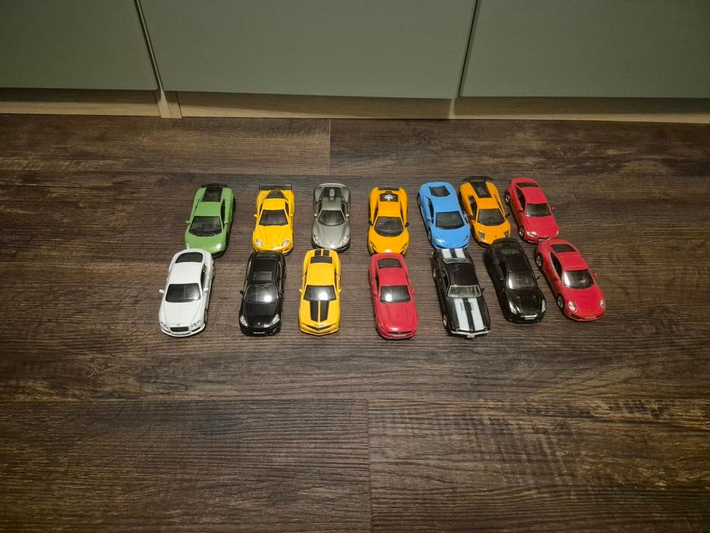 14 miniatuur auto's - Verschillende merken, Ophalen, Gebruikt, Auto, Overige merken