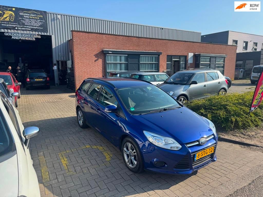 Ford Focus Wagon 1.0 EcoBoost Edition Motor Revisie Nieuwe A, Euro 5, Gebruikt, Blauw, Origineel Nederlands