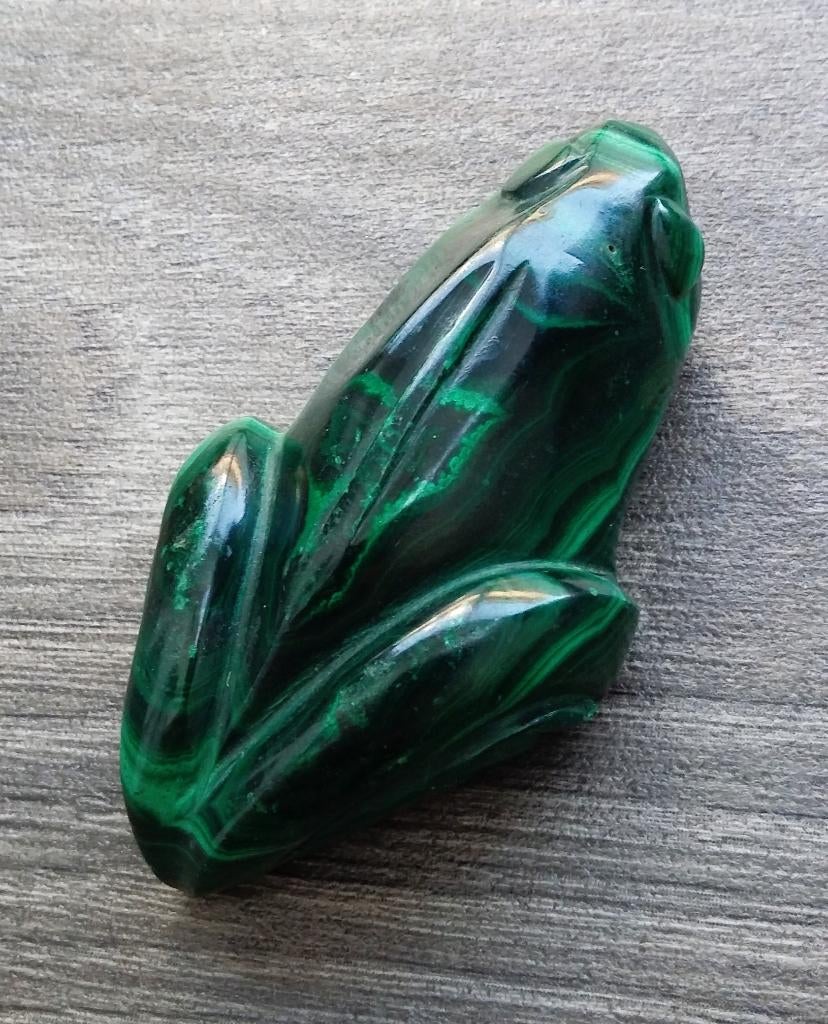 Grote gepolijste Malachiet Kopererts KIKKER Congo Afrika