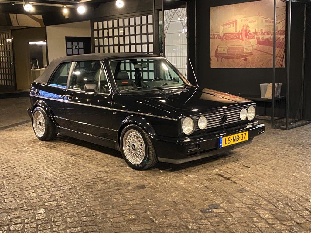 Volkswagen Golf Cabriolet VR6 - Gehomologeerd (bj 1983), Auto's, Cabriolet, Volkswagen, Zwart, Bedrijf