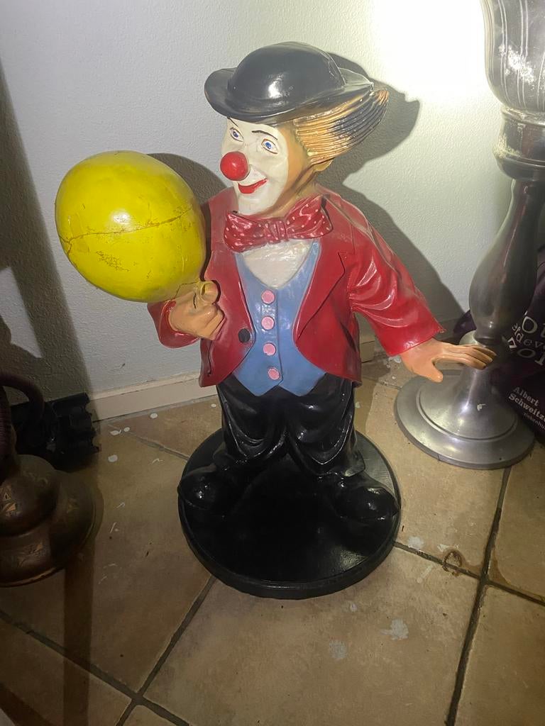 Groot beeld van een clown met ballon, Ophalen of Verzenden, Gebruikt, Mens