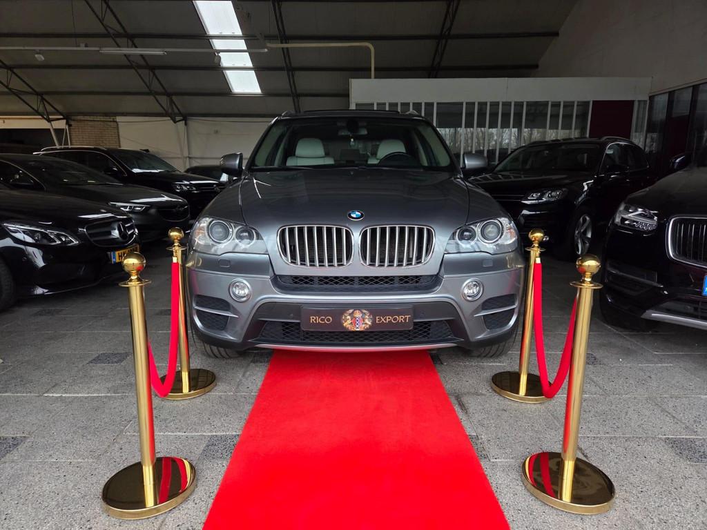 BMW X5 3.5I AUT X-DRIVE FACELIFT 306PK PANO FULL! 2012, Auto's, Automaat, Gebruikt, X5, Bedrijf