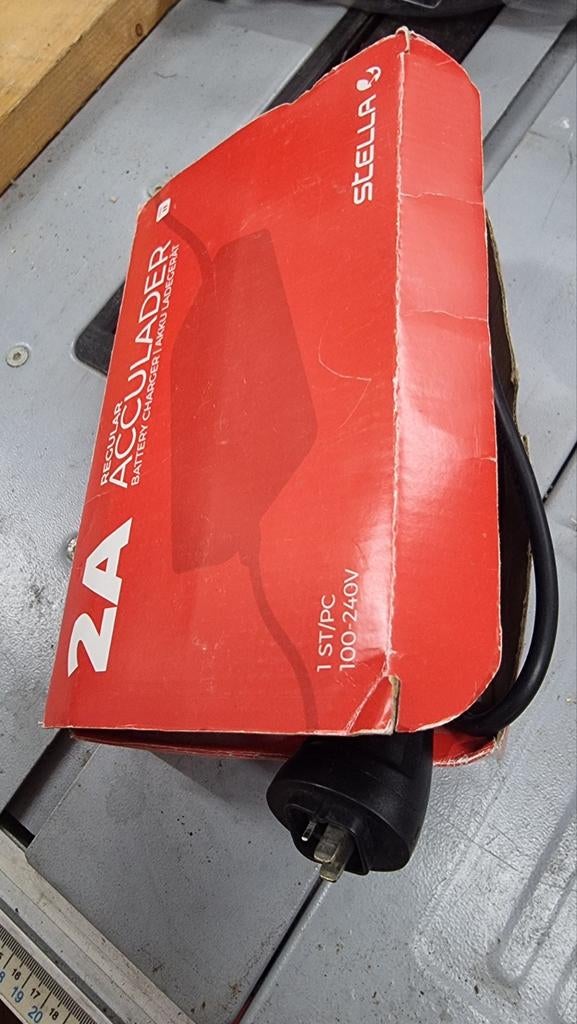 Stella acculader, Ophalen of Verzenden, Zo goed als nieuw, Overige merken