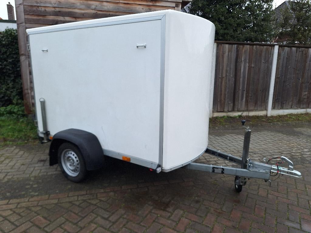 Aanhanger gesloten Debon c255 750kg, Auto diversen, Ophalen, Zo goed als nieuw