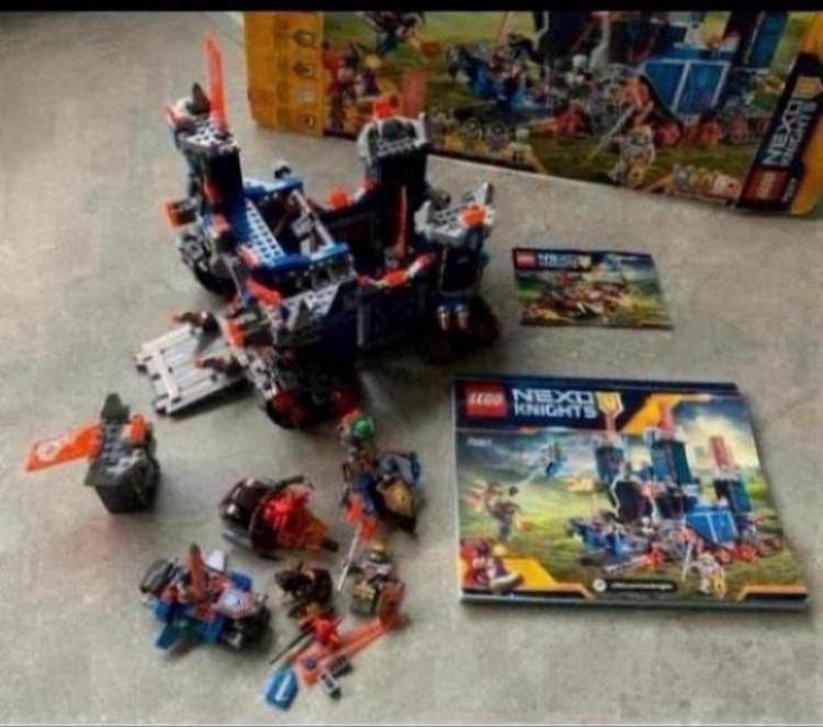 LEGO NEXO KNIGHTS -70317 - incl Originele doos/handl.ZGAN, Ophalen of Verzenden, Zo goed als nieuw
