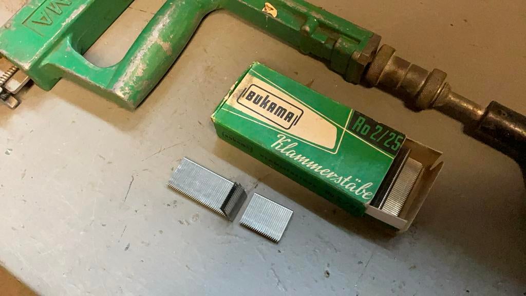 Handnieter Bukama - Vintage Gereedschap, Ophalen, Gebruikt