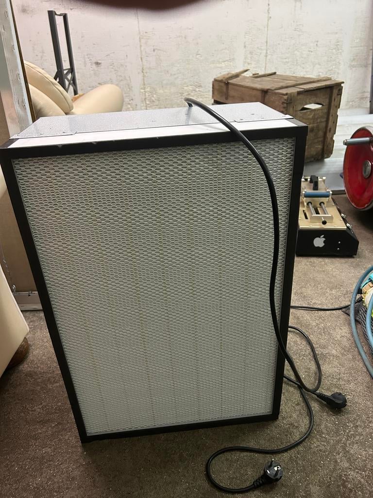 Industriële Luchtreiniger HEPA Filter, Ophalen, Zo goed als nieuw